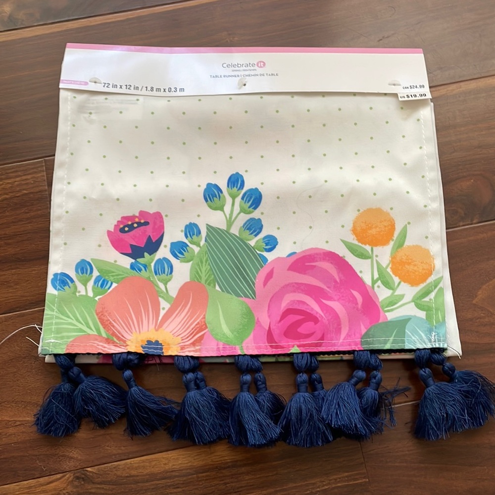 Celebrate it spring table runner